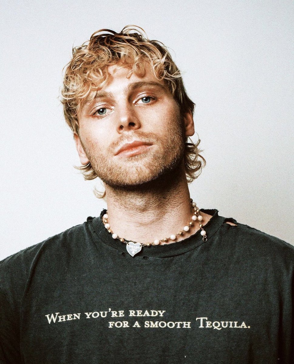 lexi ⭐️🪩🪭 BTS WEEK tweet media