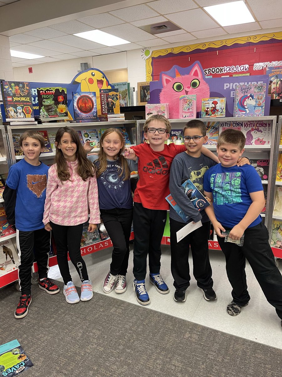 MissSadlik's tweet photo. This school year is off to a fun start at Orchard Hollow! https://t.co/5EFJwEV9PL