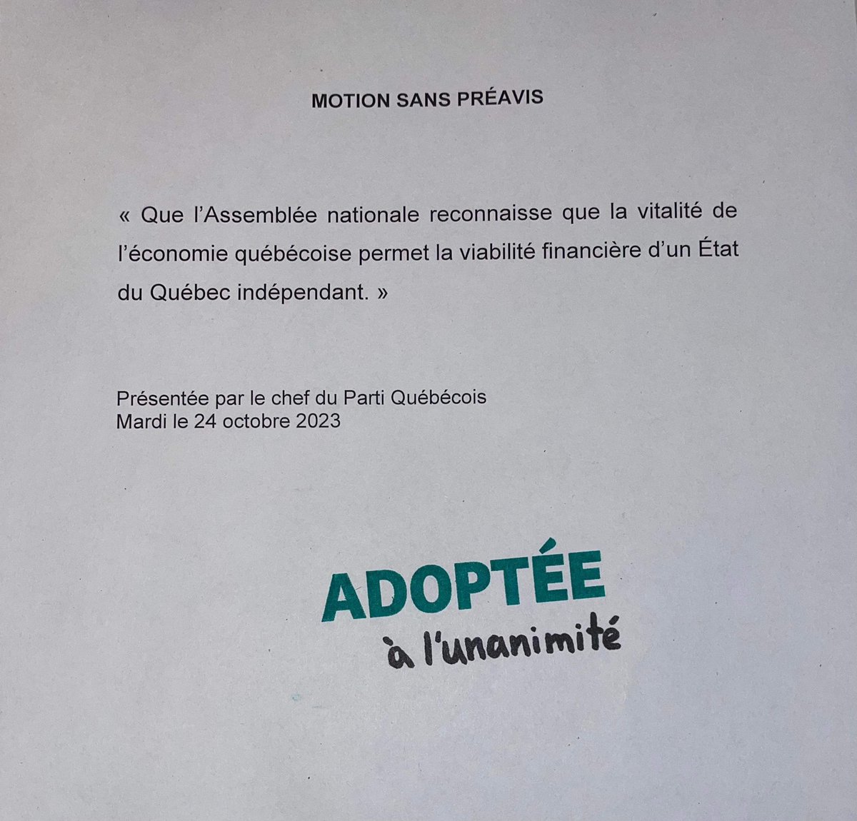 Gaspard_Skoda's tweet photo. Permettez-moi de repartager la motion de l’Assemblée nationale du Québec, adoptée l’unanimité, rappelant « la viabilité financière d’un État du Québec souverain ».

L’air de rien, c’est un genre de « mur de Berlin québécois » qui vient définitivement de tomber. https://t.co/0bBLiiFunn