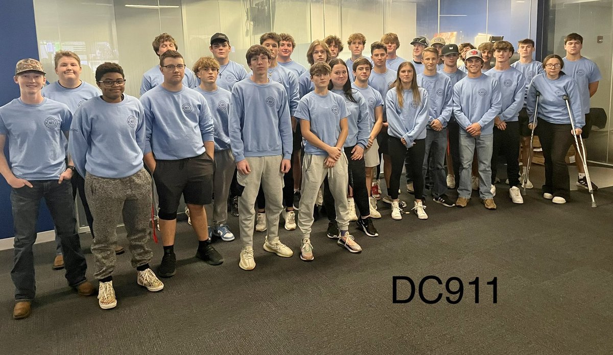 mccfire1's tweet photo. Thanks to @DCNE911 for allowing our #CareerAcademy students to tour and learn what goes on behind the scenes at every emergency #dispatchers #Dial911 #UnsungHeroes #mccfire #mcc https://t.co/omPtDErwup