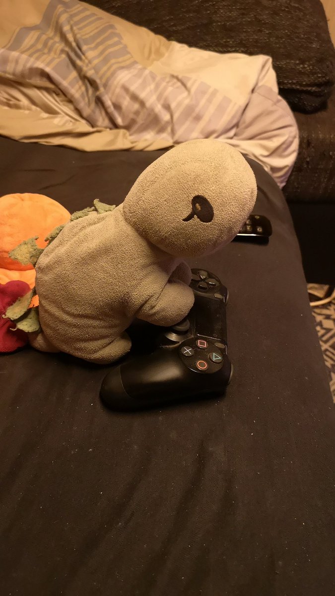 caromaus_'s tweet photo. Warum @RBLeipzig gewinnt?
Wilhelm! 🎮
Nur nach Gehör mit dem @bullenfunk
#RBLeipzig #RBLRSB #Leipzig #Championleague https://t.co/60cpj9Bd15