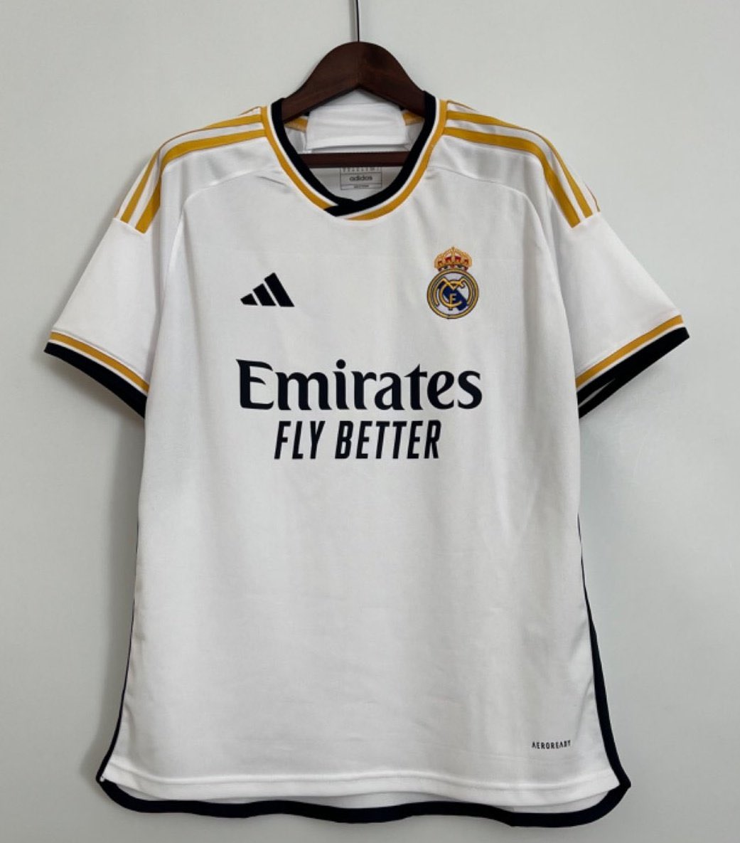 KylianZone_'s tweet photo. 🚨 Con motivo del Clásico sorteamos una camiseta de fútbol a elegir, la que queráis❗️😏

Para participar:

- Dar RT.
- Seguir a @RosterSpain y a mí. 

🍀Ganador el sábado 28 de octubre a las 21:00. https://t.co/8iRYH2RJ4o