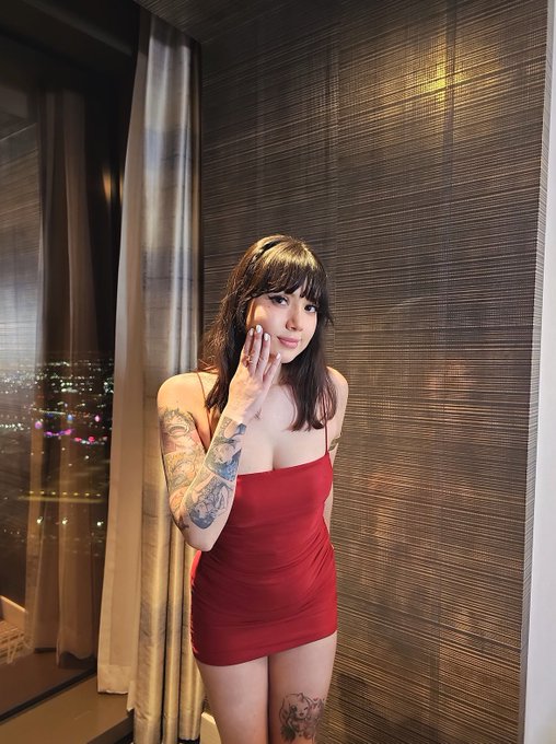 plot armor too thick I survived Vegas https://t.co/Ky6s7iWixd