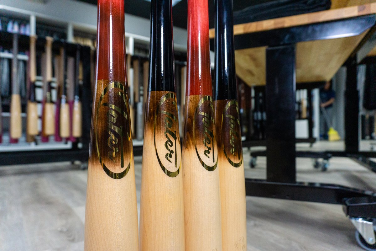 Always cooking up heat for Winter Ball ⚾️🇵🇷 <a href="/CriollosCaguas/">Criollos de Caguas 2️⃣1️⃣🏆</a>
.
.
.
The red handle // pine tar combo always goes 🔥 #LetThatStickTalk 
.
.
.
#WinterBall #ProWoodBats #CustomWoodBats #WePlayForKeeps #TaterBaseball