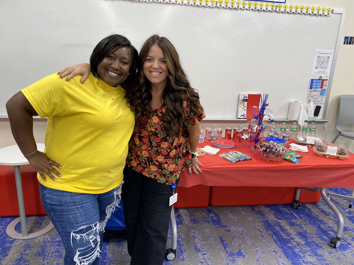 This lead mentor is 🔥🔥🔥! We celebrated the greatness of 14 new teachers at Kempsville today! Thanks for being my partner in joy, <a href="/MsVBLitCoach/">Sharelle Van Natten</a> ❤️💙