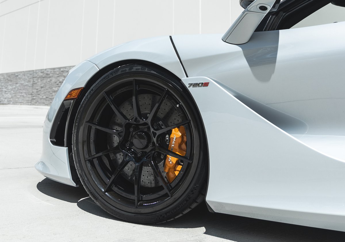 ForgelineWheels's tweet photo. Rocketship mode activated. #t1racedevelopment turned Clay’s #mclaren #720s into a ground rocket with #forgeline #carbonforged #CF205 #carbonfiber wheels! https://t.co/W5Jnw6NUmQ https://t.co/8Y5mlf1xLd