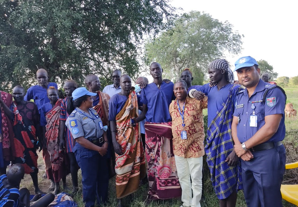 UNDPLive's tweet photo. Armed violence impacts lives &amp; remains a big threat to achieving the #SDGs.
With @UN_Disarmament we work with governments to control illicit small &amp; light weapons &amp; using a #GenderEquality lens has been key to building safer communities. https://t.co/f5KByJ94r6
#DisarmamentWeek https://t.co/1lB44c8FJX