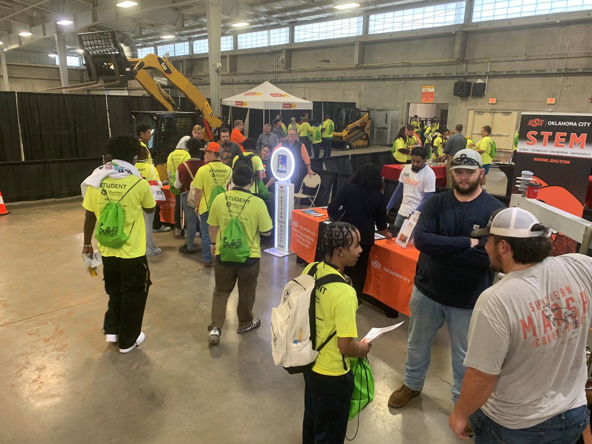 Exploring endless opportunities in construction at the #BuildMyFuture event today. From blueprints to buildings, we're shaping our futures! We have construction, architecture, and many more degree programs @osuokc 🏗️👷‍♀️👷‍♂️ #ConstructionCareers #osuokc #STEMeducation