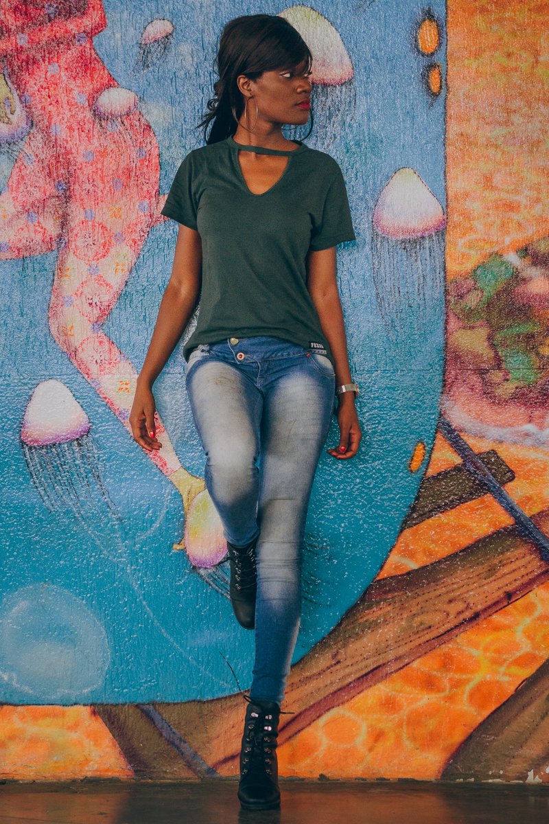 BeznerHarr4118's tweet photo. @JioCinema I'm a mixed media artist and music creator. Through my artwork, I explore the expressionism https://t.co/LlBvjkEWrM