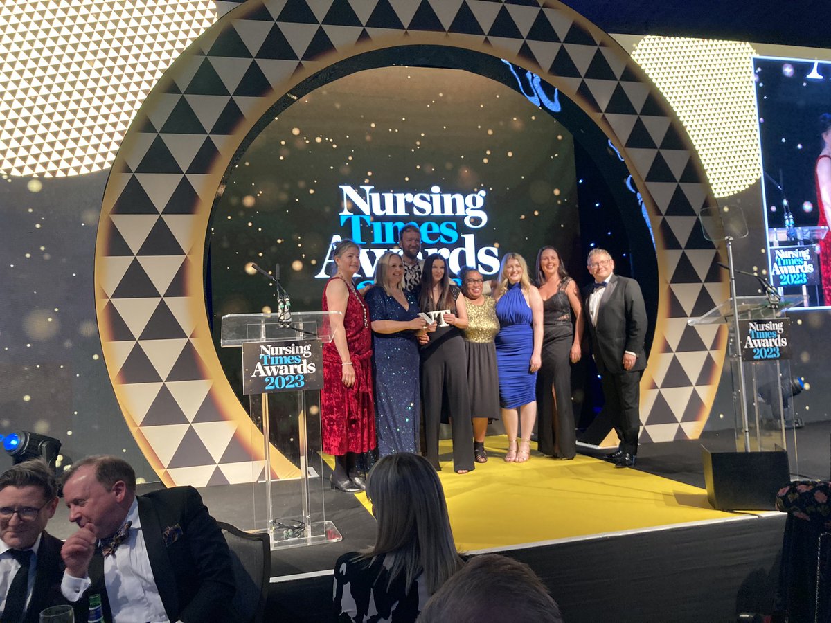 And the winner is…@SheffieldHosp in the @nihr Clinical Research Nursing category #NIHRNursingMidwifery @ruthendacott @GailMarzetti @cathy_henshall