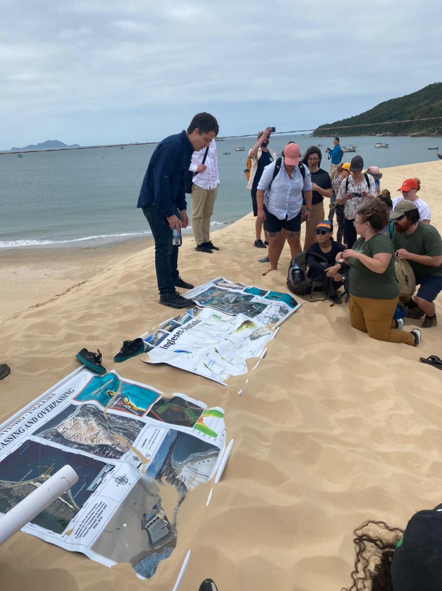 The second half of the day had us chasing sand along its counter clockwise path across and around the headlands of northern Ilha de Santa Catarina. Thanks to <a href="/VieiradaSilvaG/">Guilherme</a> for leading an outstanding day of dunes, beaches, and spits.