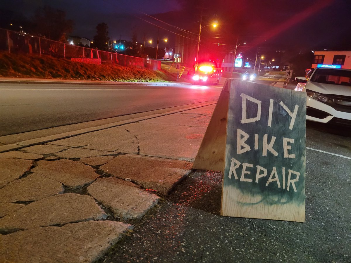 There's been a hit & run between a cyclist & a driver just outside of our shop, on Bonaventure. The driver has left the scene. 
There's a crosswalk in this photo. 

Pls be mindful, we all share the street 🚲🚗🚶‍♀️🧑‍🦽

#nltraffic #ActiveTransportation #GoByBikeYYT #PedestrianYYT