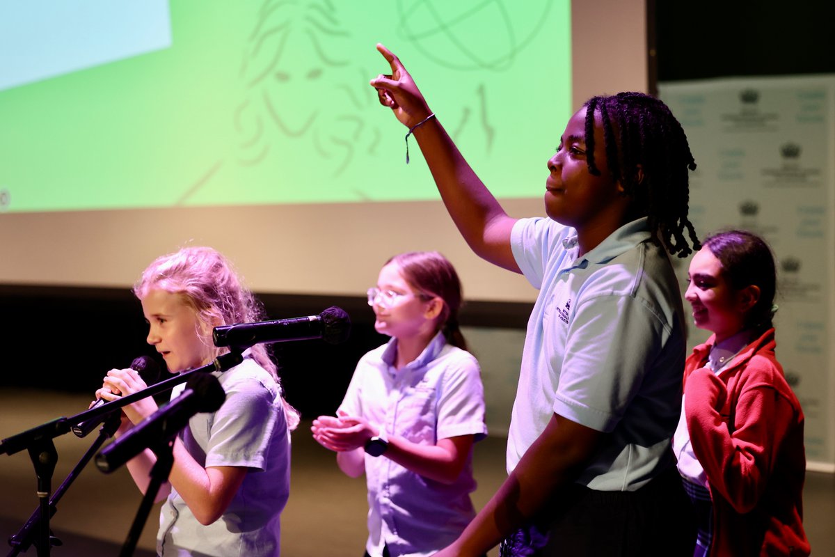 BISHouston's tweet image. Our House Captains sharing a huge amount of pride, unity and respect! #PrimaryAssembly Go fire, water, earth and air!
#BISHouston! #Gobulldogs #naecreateyoutfuture