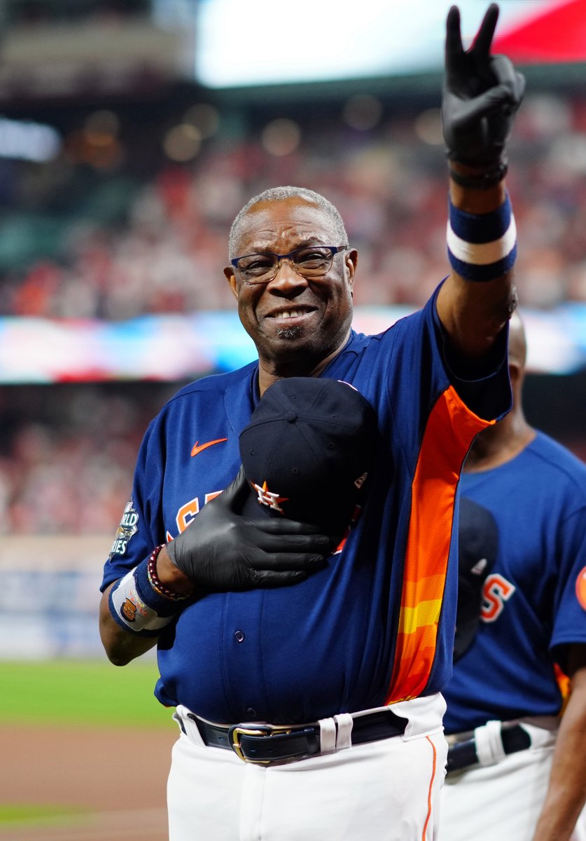 Dusty Baker has retired from the Astros after 26 seasons as an MLB manager, per <a href="/BNightengale/">Bob Nightengale</a>