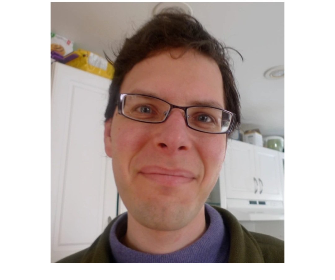 Louise Elliot tweet media