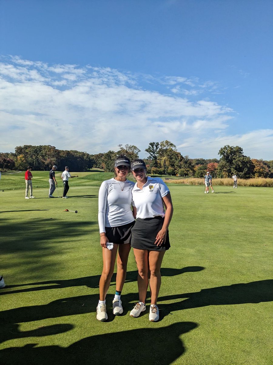 KyleForeman19's tweet photo. Congratulations to Sady finishing 5th and Ellie in 8th at States. Great job ladies! https://t.co/CIYCl8E8B2