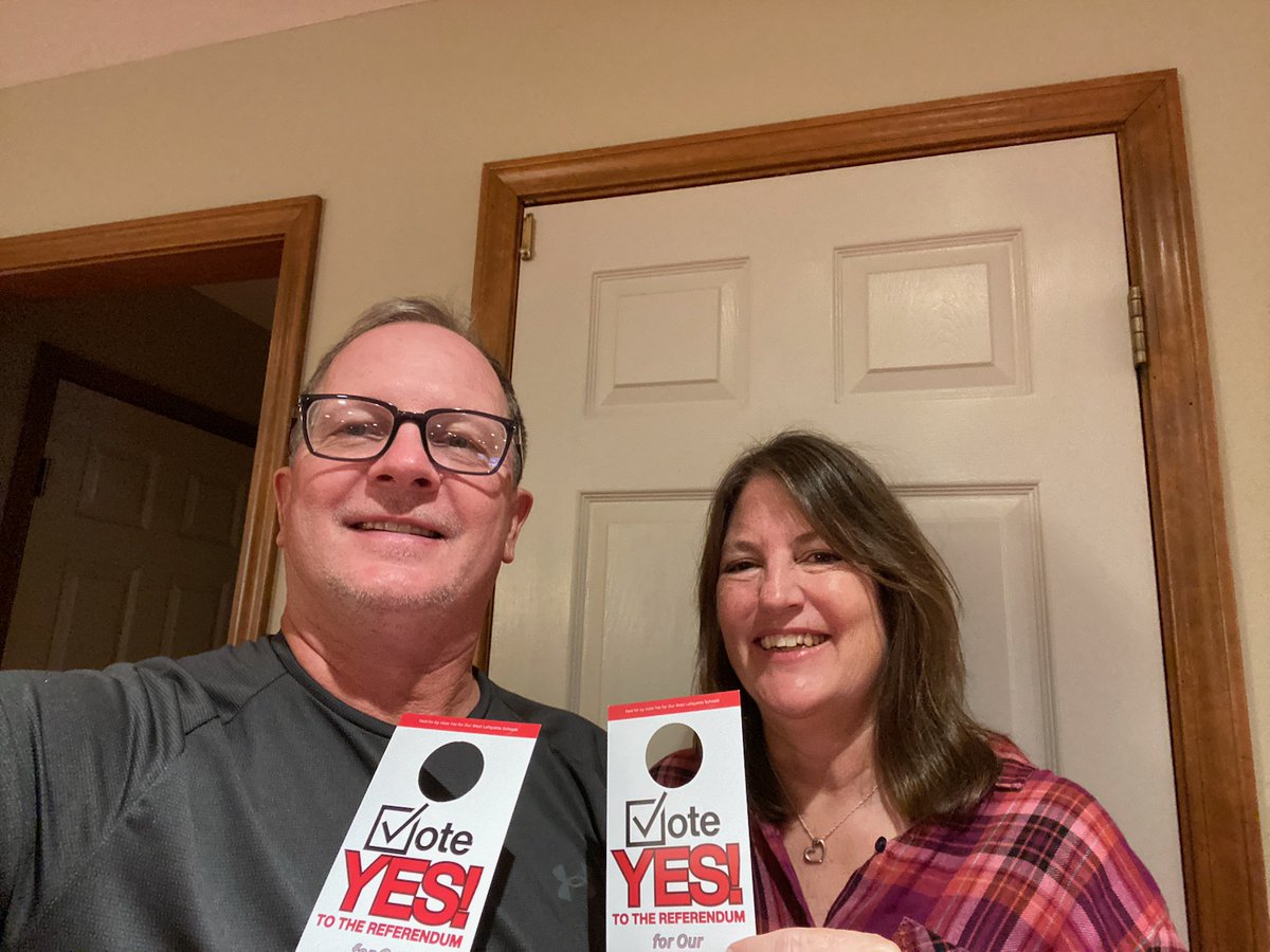 WLEA_RDP's tweet photo. #WLEA Members and their families support renewing the WL Schools Operating Referendum which provides 18% of our local budget. VOTE YES NOV 7TH. (Early Voting started TUES!) #RDP
(Member Marydell Forbes and husband Rod putting out doorhangers) @ISTAmembers https://t.co/k6FxlGWWW7