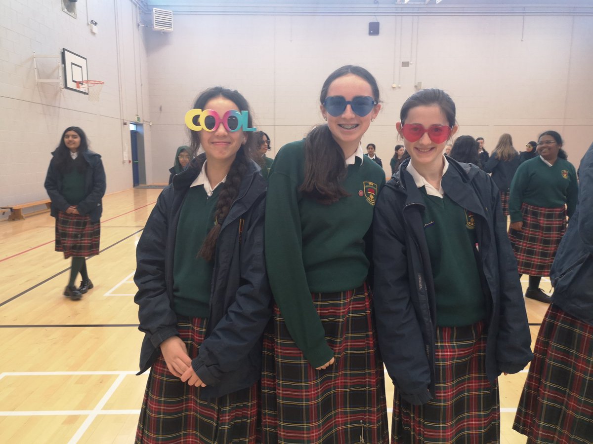 anne_maddock's tweet photo. Spreading the message that "It's Cool To Be Kind" today for Anti-Bullying and Friendship week @StJosephsLucan with everyone in sunnies... Positive vibes all round 😎 https://t.co/DIJXPAMmwc