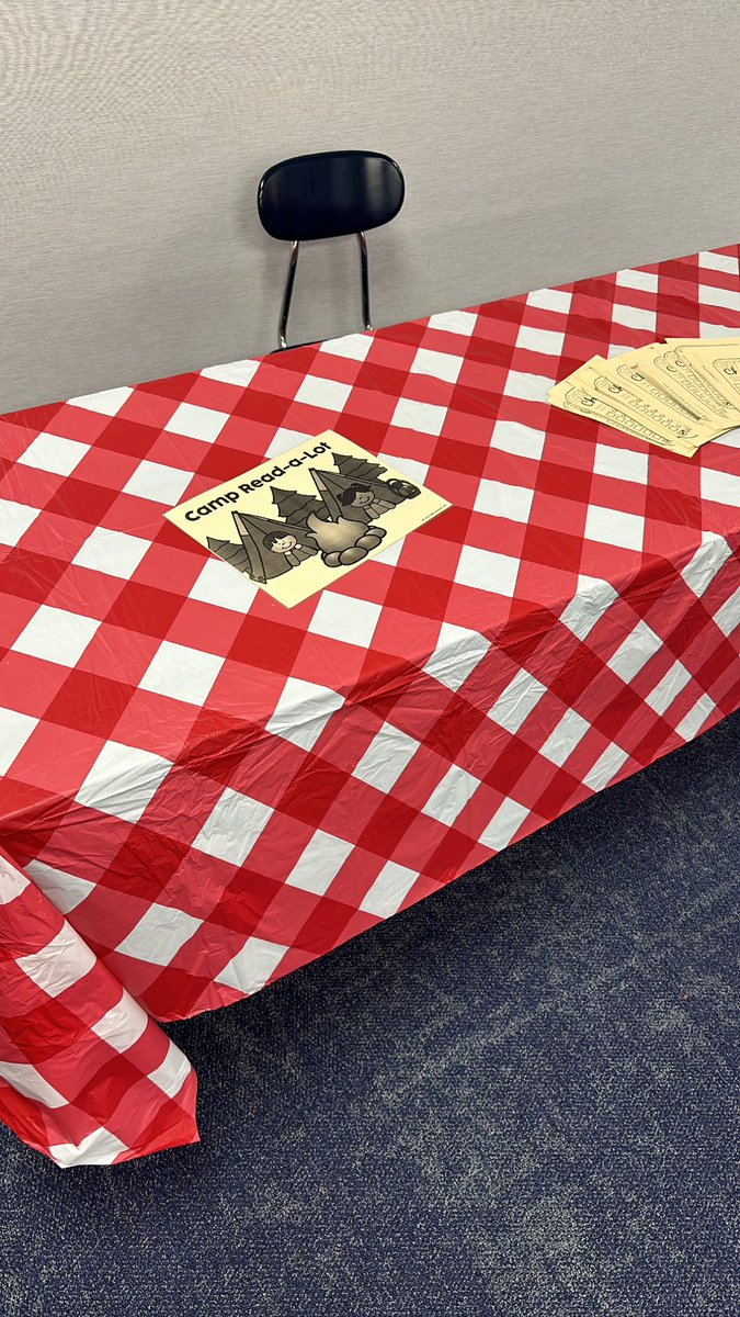 MrDennisB's tweet photo. North White Elementary 2nd Grade Family Night- 🏕️ Camp Read-a-Lot 🏕️ https://t.co/Mg8s5LbC3G