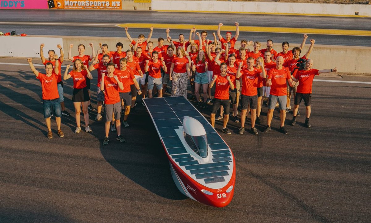 solarteamtwente's tweet photo. The battle is not over yet. We are going for it today!
#BWSC23 #TWENTE #TEAM https://t.co/teHPd5lVVw