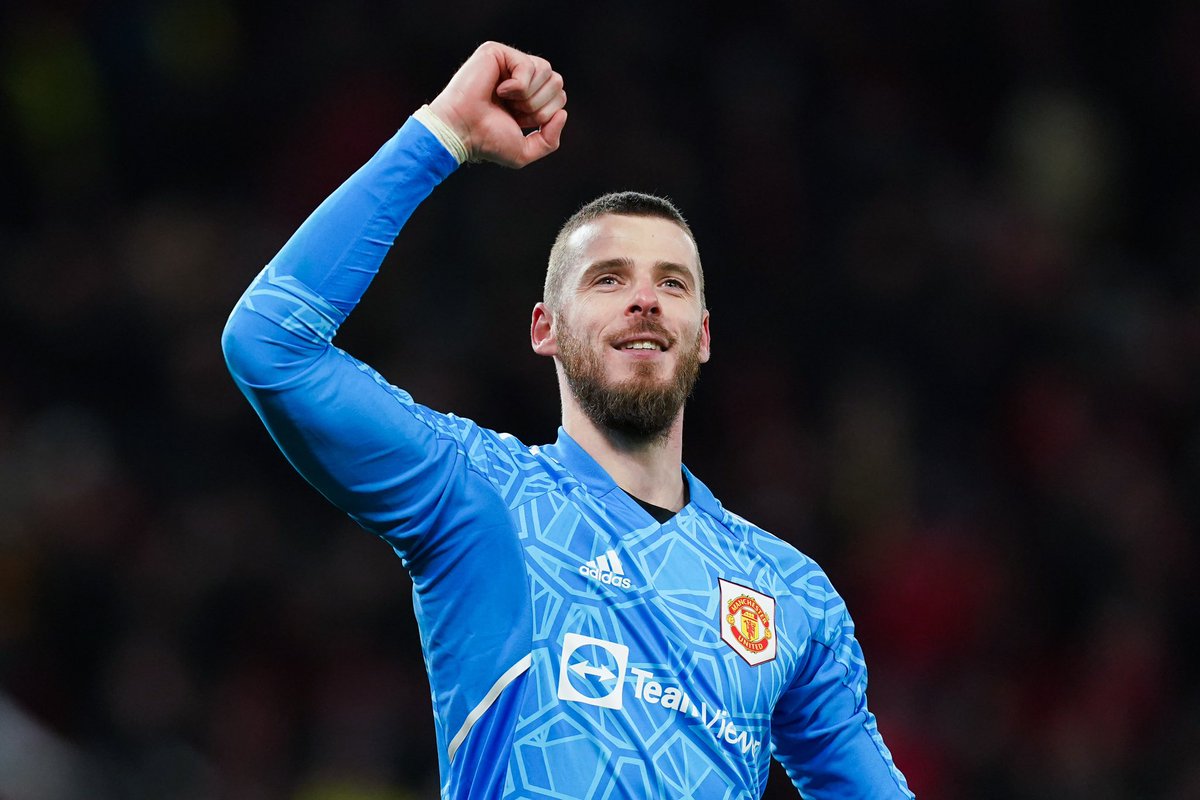 🚨🚨💣 BREAKING: Manchester United are set to RE-SIGN David de Gea on a short-term contract!!! The club are worried they will be short of goalkeepers when André Onana goes to AFCON! #MUFC [<a href="/ncustisTheSun/">Neil Custis</a>]