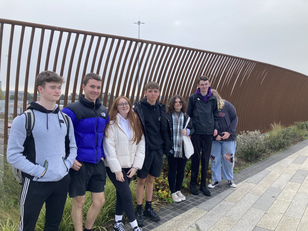 MissG_DHSGeog's tweet photo. Case study day today with the Higher Geographers- Sighthill to the Gorbals and back #geographyisfun @DennyHighSchool https://t.co/z8nglrKprS