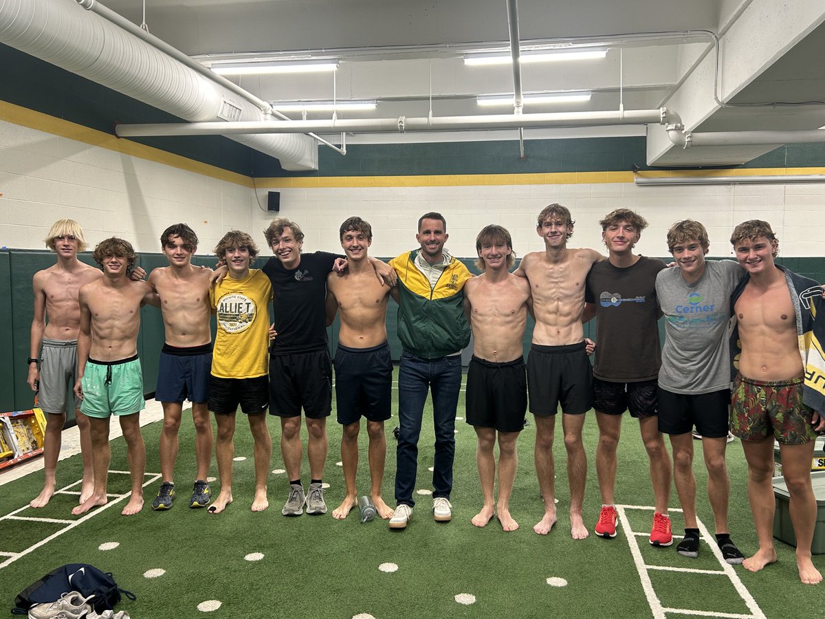 Thanks to Brian Batliner, ‘03 alumni, for taking time out to speak to the state team this afternoon. Great words from a great person. #NothingGreaterThanARaider