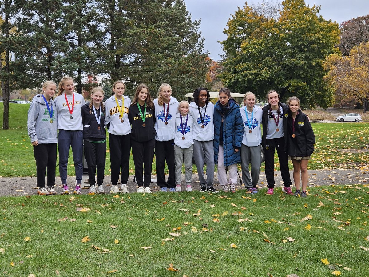 TGCrossCountry's tweet photo. Section 4AA champs! Has a nice ring to it.

Medalists:
Selah Binsfeld 2nd place and individual qualifier for state.

Matt Lindgren section champ.
Isaac Meyer 4th place.
Reid Binsfeld 8th place.

The whole team ran well. It's a privilege to get to coach them. https://t.co/og4GCL6LEv
