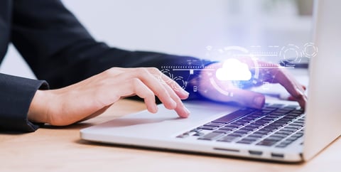 pierrecappelli's tweet image. #Gartner identifies top 10 #StrategicTechnology trends for 2024✨

 The report noted that generative and other forms of #AI offer new opportunities and drive several trends in technology.
#ArtificialIntelligence #GenerativeAI

By @bqprime 
flip.it/4H54nB