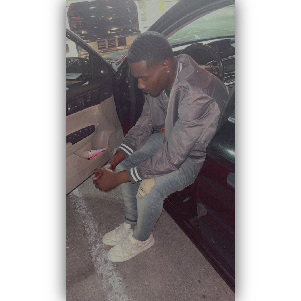 Cartell 🥶💔 tweet media