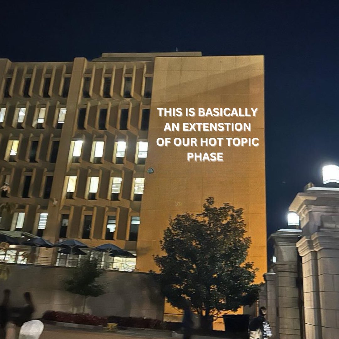 blakeflayton's tweet photo. I redesigned the outside of GW’s library. https://t.co/MVxHWj0sj8