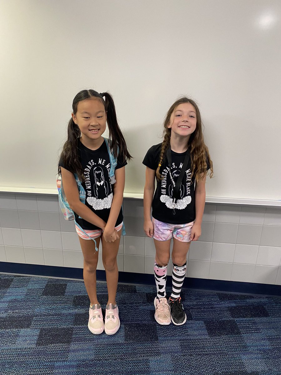 All mixed up and mismatched today! #RedRibbonWeek2023 #bengalpride <a href="/BryantElem/">Bryant Elementary</a>