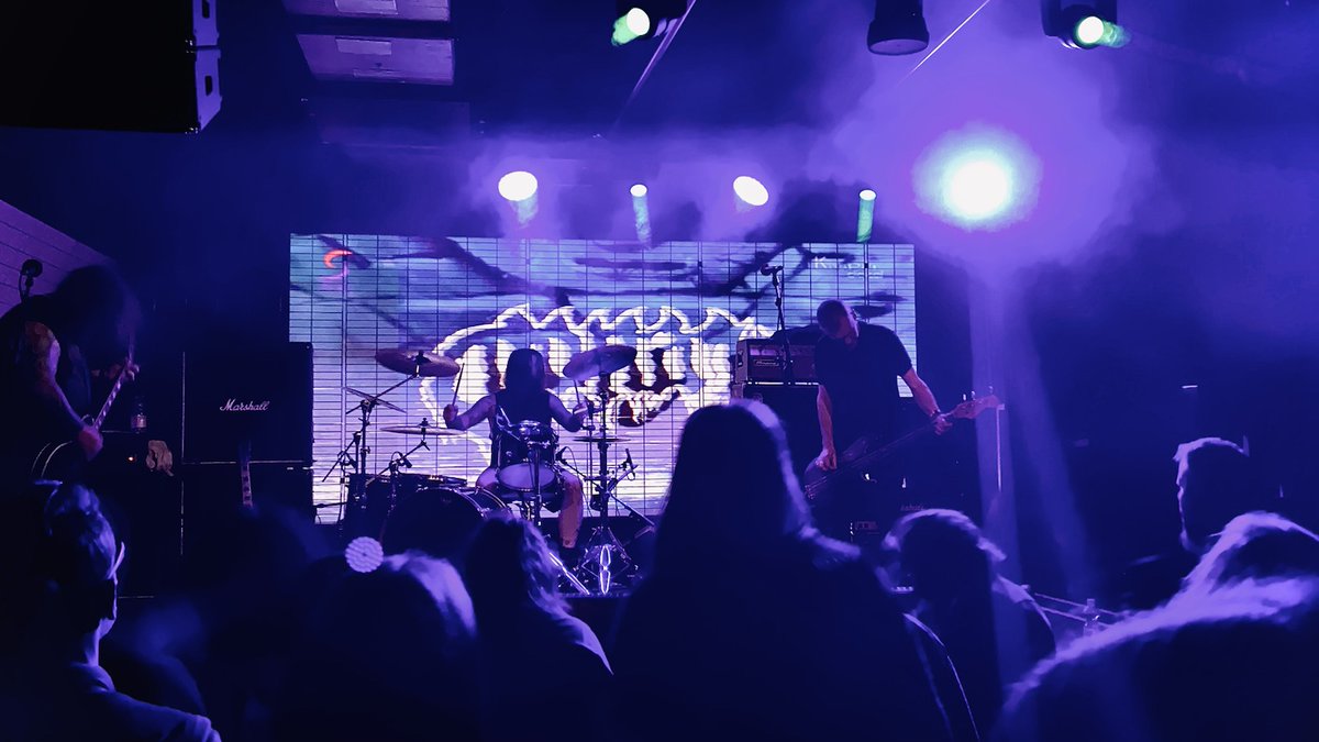 NiggiRhlf's tweet photo. #conan #metalammittwoch #BahnhofPauli #voltthrower 😎🤟 https://t.co/69FuRrj0jN