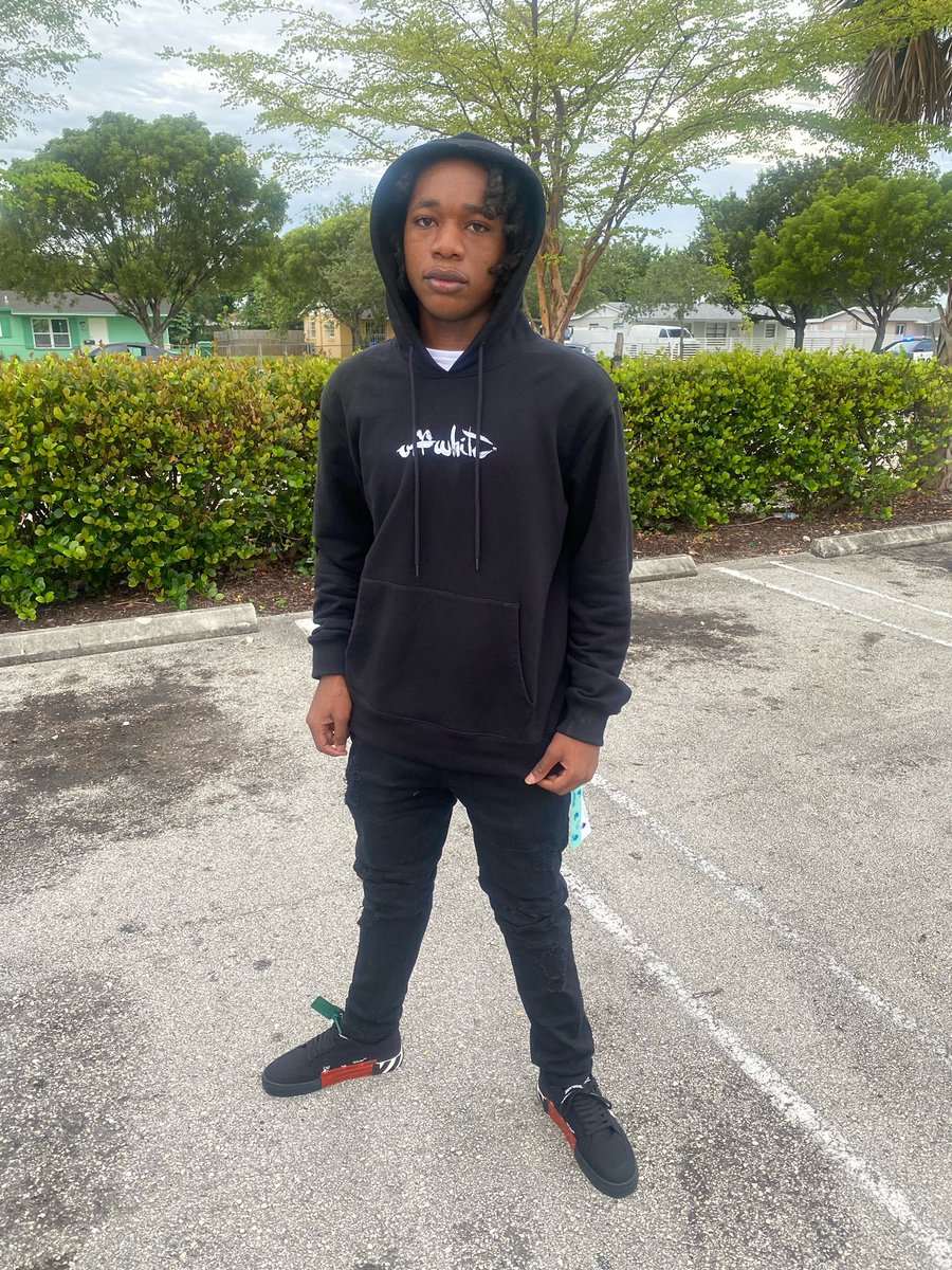 _BrokeMinded's tweet photo. No Kap Imma Handsome Ahh Nigga 🦅 https://t.co/0S93axNJix