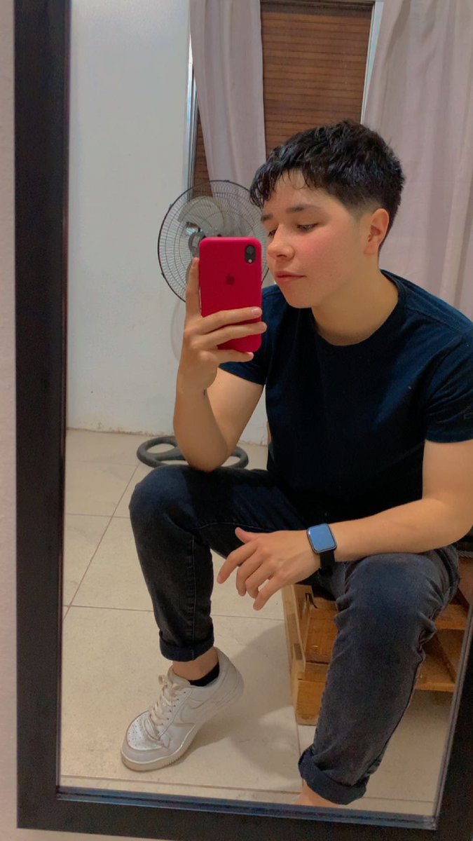 CatiValentin28's tweet photo. 💆‍♀️ https://t.co/n63EUguIo4