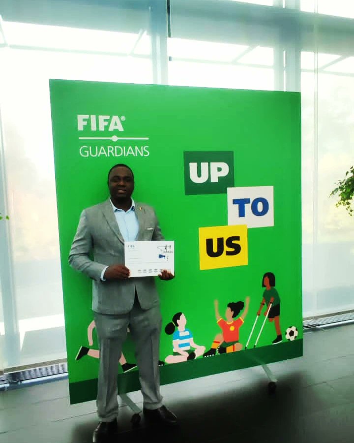 Avba14's tweet photo. In Home of @FIFAcom (Zurich)With 111 #FIFA learners from differents countries,today i had the honor to be called #FIFAGUARDIANS during the graduation ceremony as i finished my 5 courses of safeguarding. 
@CAF_Online
@BurundiFF
@AlexandreMuyen1
#Burundi https://t.co/FanfBWclRS