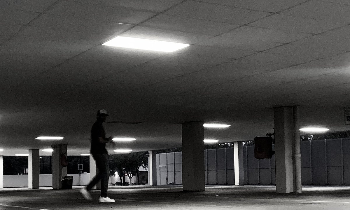 Tdizzle530's tweet photo. Cinematic-like https://t.co/JDT5QWZPOp