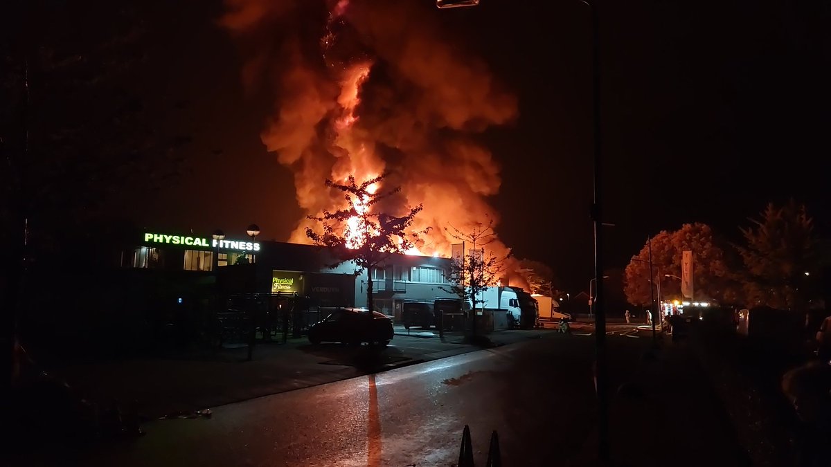 Zeer grote brand #woerden