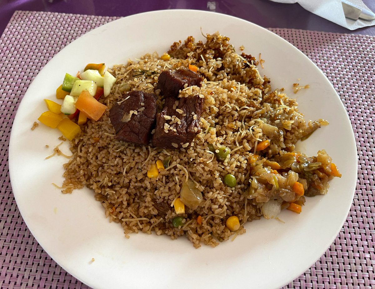 soramacy's tweet photo. チェブヤップ食べました https://t.co/B4eJtQi0My