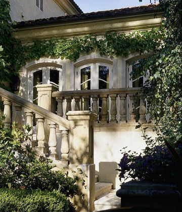 Brilliantly combining rustic and refined, #Frenchcountry homes bring classic European architecture into the present day. They range from quaint farmhouses to impressive chateaus, but all exude a sense of history and charm. Find inspiration from these French country-style #houses…