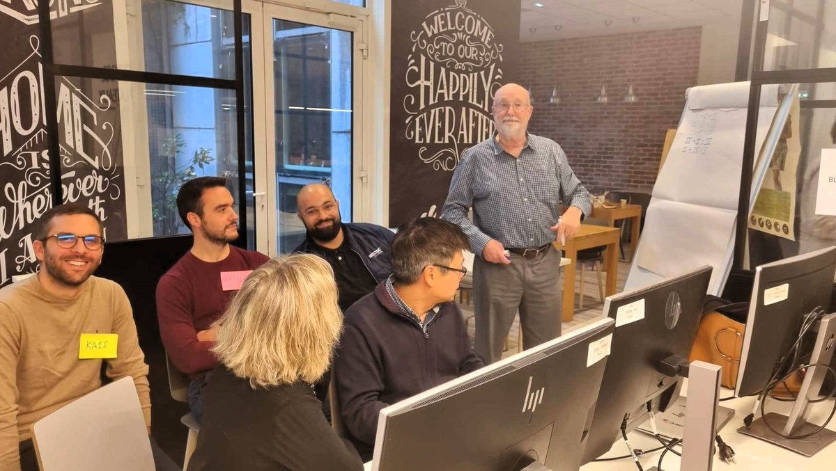 walibens's tweet image. 🎉  Unforgettable day from a dynamic workshop with @WoodyZuill at VINCI Energies to an exciting evening with SAP Stammtisch Paris. Thanks to all the software enthusiasts who made it special! 📸 #SoftwareTeaming #SAPStammtischParis #VINCIEnergies