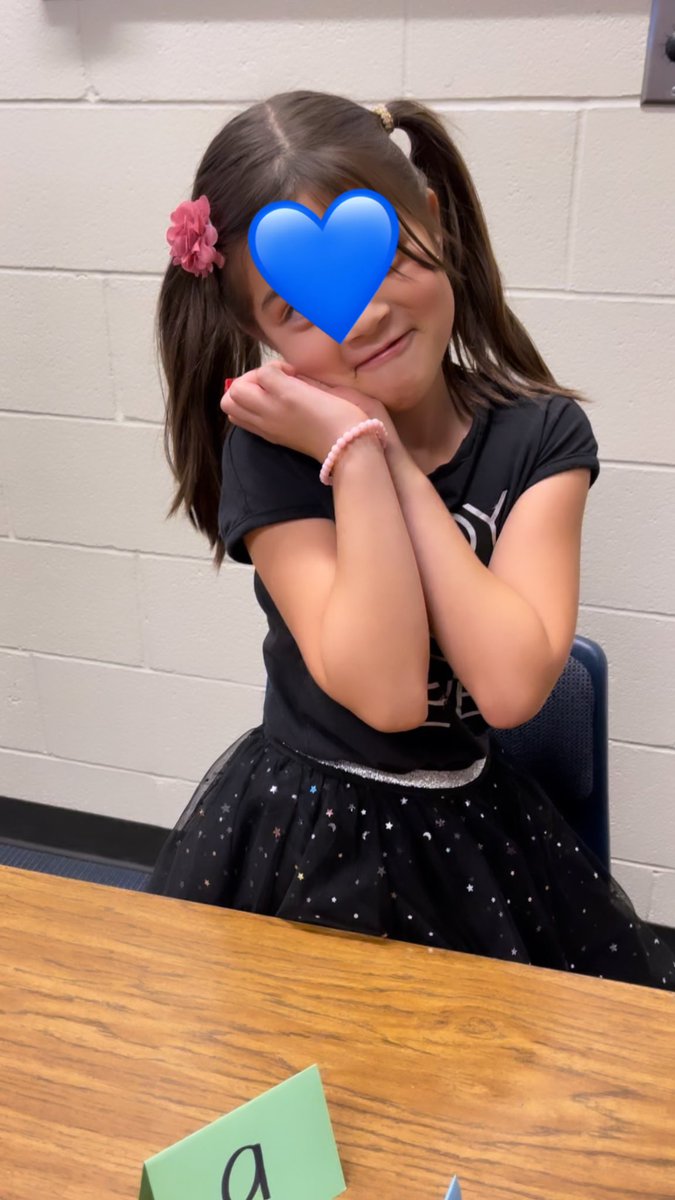 _ABolton_'s tweet photo. Ss: Can we do the sand (auditory) &amp; the tents (vowel intensive) by ourselves today pleeeeaase? 
Me: 🤯What!? Of course! 
Ss: Taking turns saying sounds, and engaging in student lead intervention
#MaximizeMTSS ✈️💙 https://t.co/KqlTJLJA0q