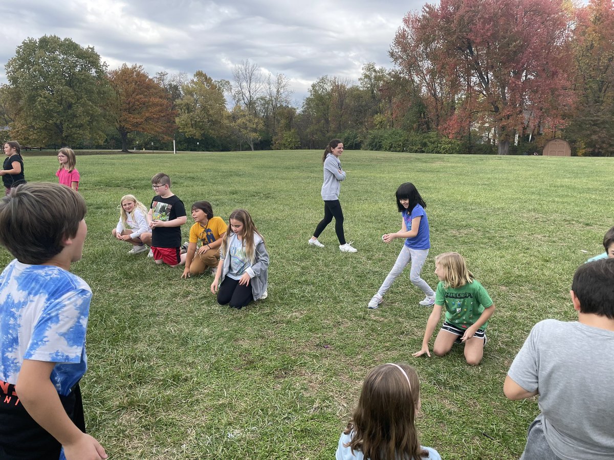 Laura Matre (@missmatrekinder) on Twitter photo 4th grade water balloon toss was a huge hit 🎈💧
So many smiles and laughs!
<a href="/ayerelementary/">Ayer Elementary</a> 4th grade water balloon toss was a huge hit 🎈💧
So many smiles and laughs!
<a href="/ayerelementary/">Ayer Elementary</a>