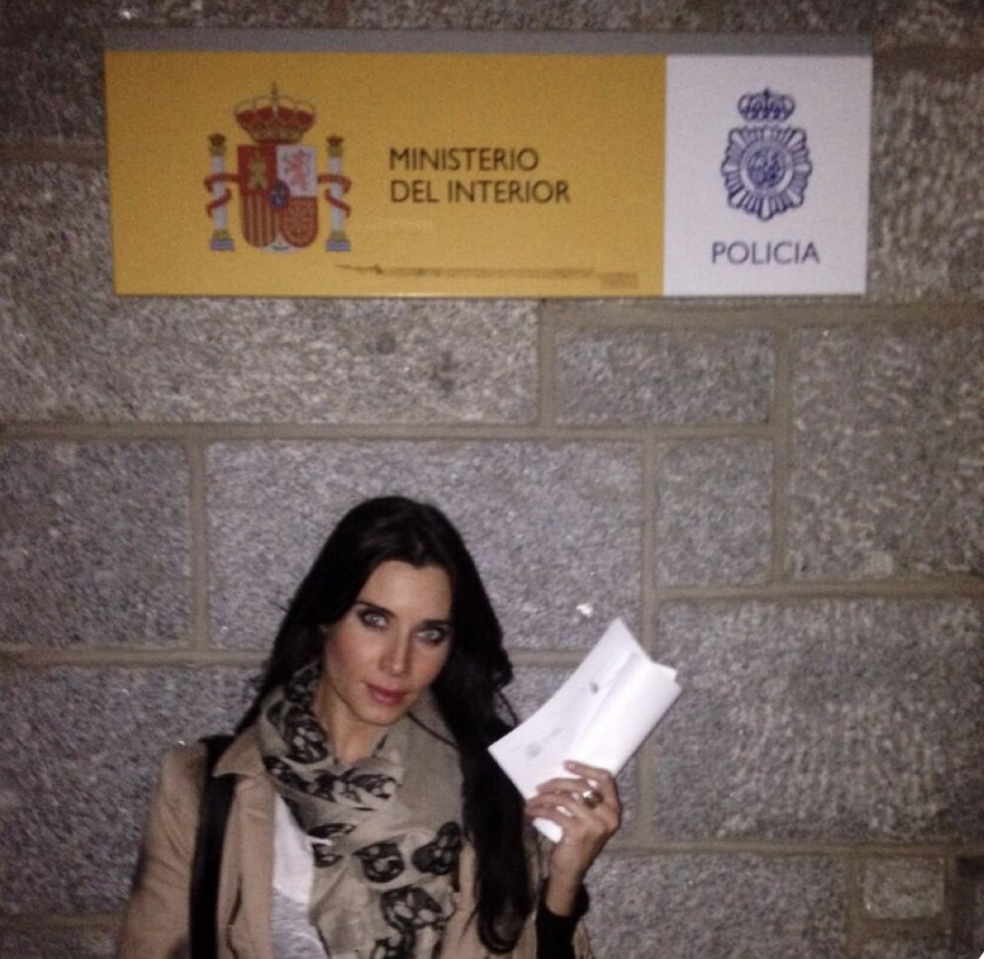 Elkiwiconelpelo's tweet image. Yotingo en el confe porque han puesto la cancion de Zeus y no la de Operacion Camaron: #GHVIP25O #GHVIP26O