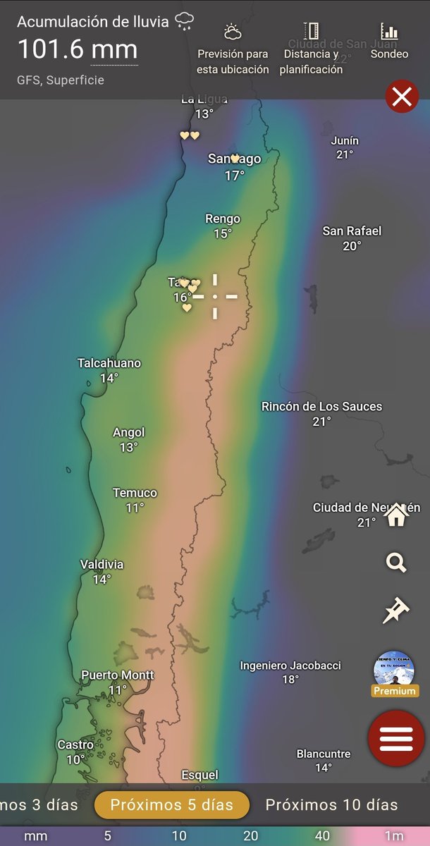 Alerta por fuerte evento de lluvia y viento. Detalles en imágenes.
Mayor intensidad será entre Maule y Los Lagos el sábado. Evite ir a cordillera o Argentina, a sectores costeros y eventos al aire libre. La agricultura de la zona centro-sur sufrirá severas consecuencias.
