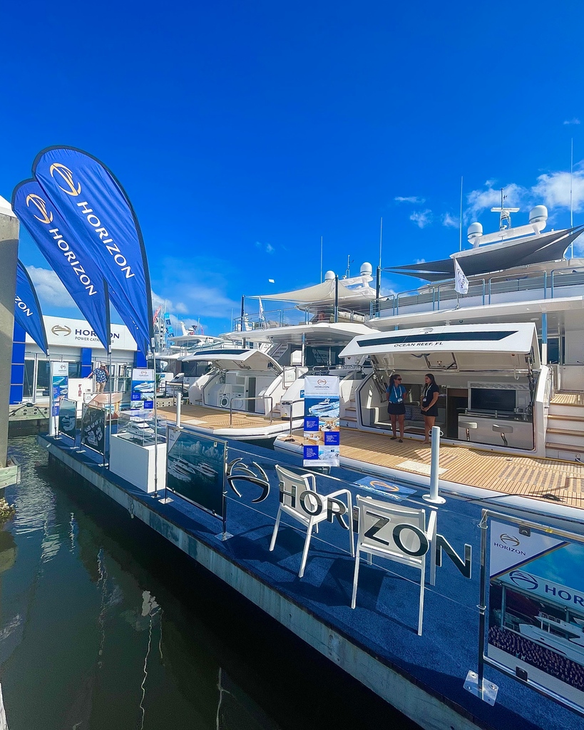 HorizonYachtUSA's tweet photo. Anchored down day one of the Fort Lauderdale International Boat Show on this windy Wednesday βοΈπβ¨ Looking forward to the rest of the week!
#FLIBS #HorizonYachtUSA #FDSeries #DayOne #LookingForwardToTheWeekend #RedZone #SeeYouTomorrow https://t.co/Of0kt01vEy