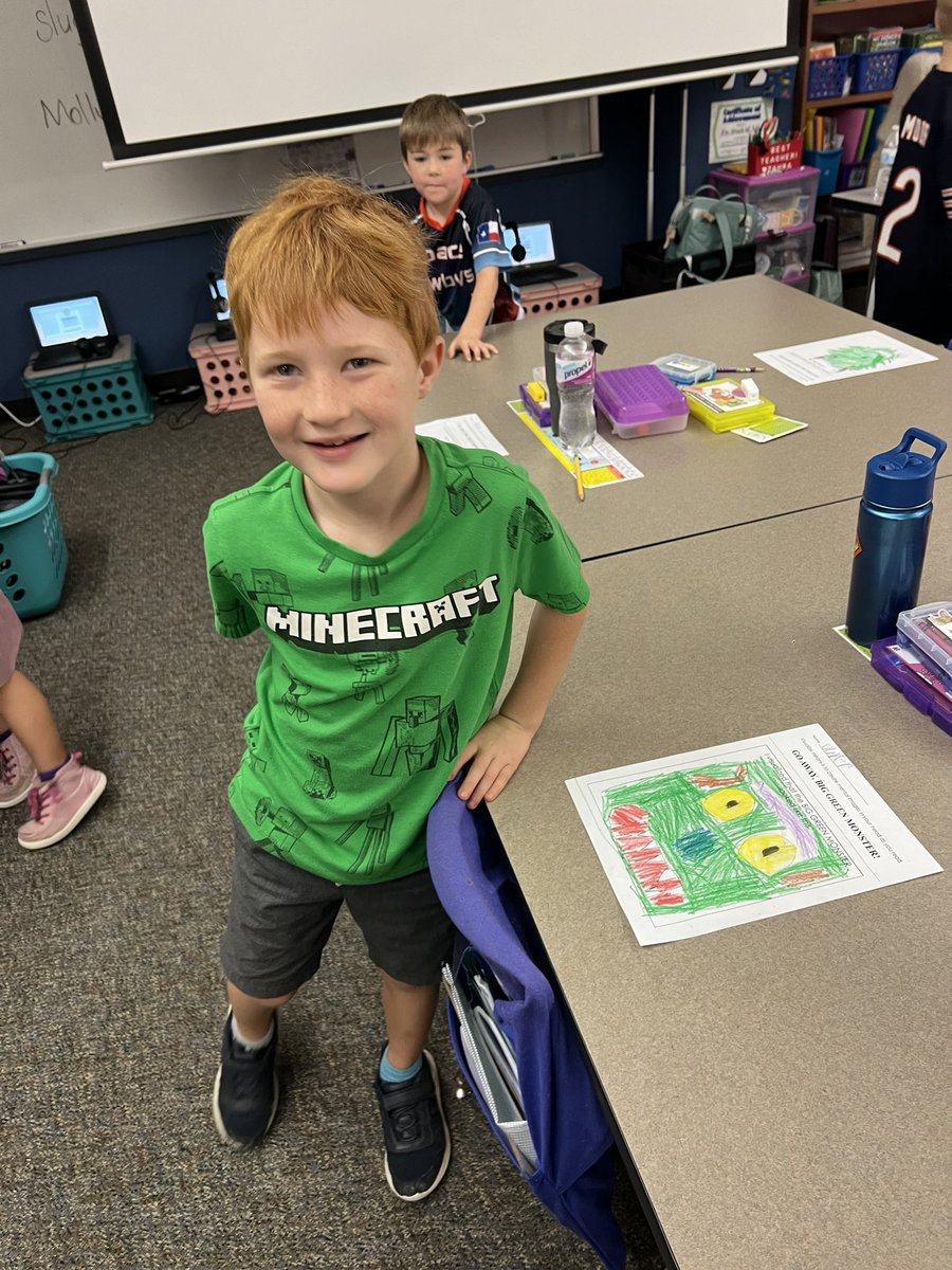 MrsWard_ASE's tweet photo. Visualizing! Students listened to a story without seeing the pictures, created mental images &amp; drew what they imagined, did a gallery walk to see how our mental images are different than others, then compared it to the story. @KWhite_ASE @HumbleISD_ASE @Humble_ElemELA https://t.co/lMwbTPNuGr
