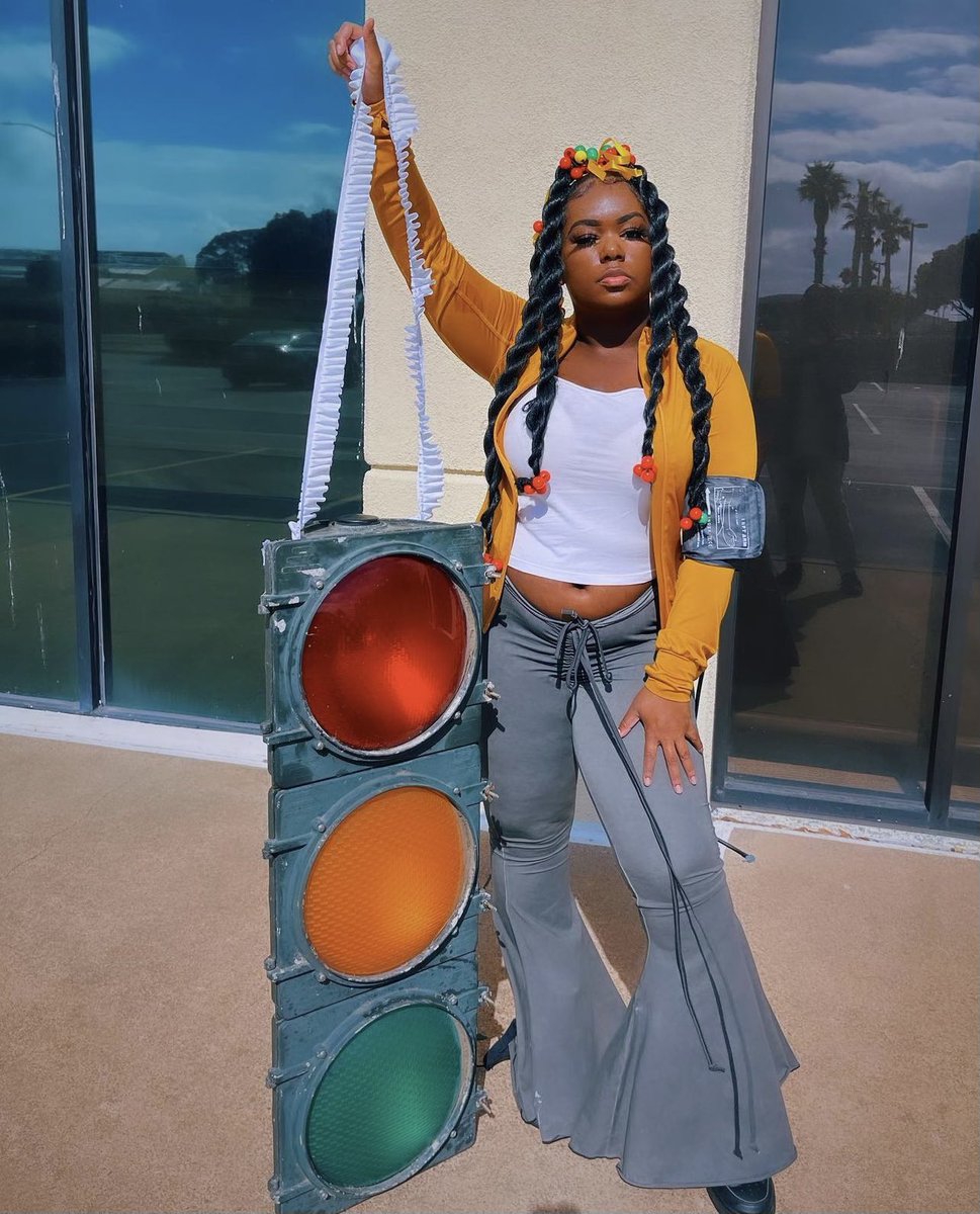 afropuffjada tweet media