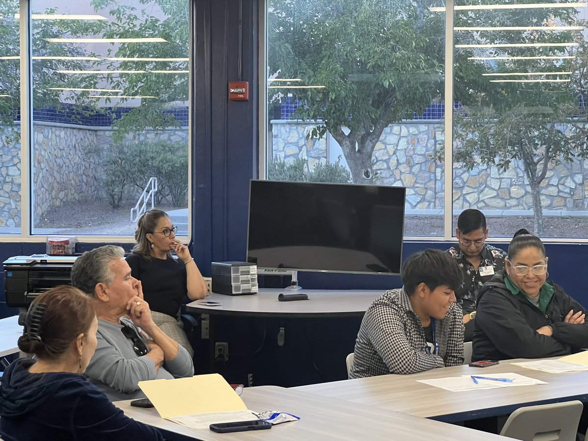 rgandarilla99's tweet photo. Holding a Senior Class Student Success Meeting this evening @BowieHS_EPISD. We want our parents and Seniors informed and on track. Graduation is coming! @ELPASO_ISD #ItStartsWithUs @celestecjacquez @corina_favela @martypoza @BowieAthletics1 https://t.co/fVT1HpBnEY