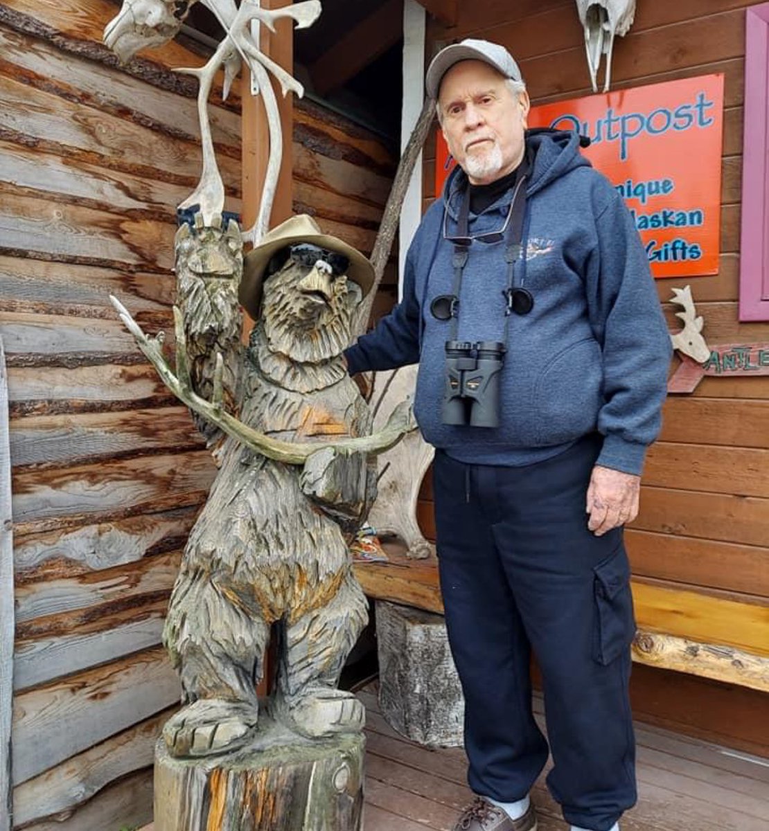 His battle officiay ended at 3:40 yesterday morning. No more pain. No more discomfort. No more tests or being poked at. He is 100% who I get my stubbornness from. Thanks for holding on so long for us dad. You kicked cancers ass for over four years. I love you dad! 
F CANCER!